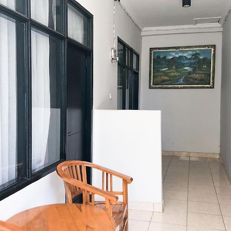 Cahaya Adrian Near Komodo Airport Лабуан Баджо Екстериор снимка