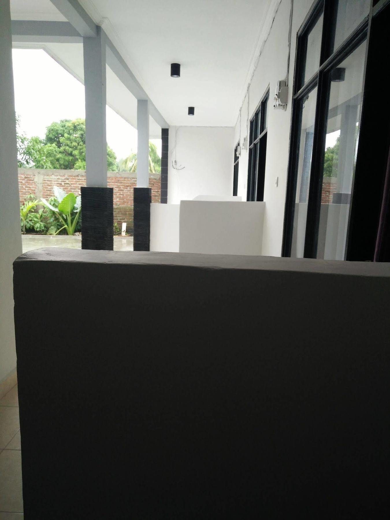 Cahaya Adrian Near Komodo Airport Лабуан Баджо Екстериор снимка