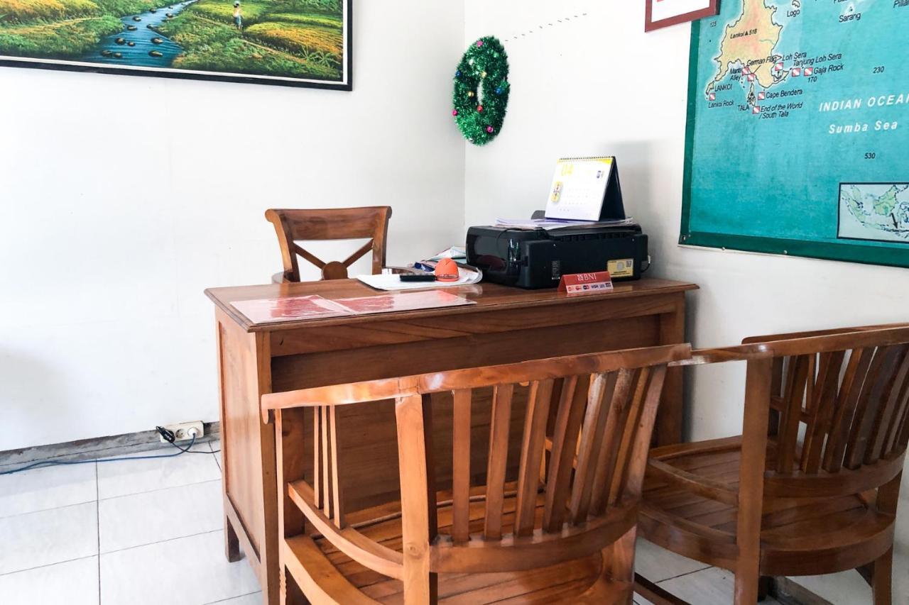 Cahaya Adrian Near Komodo Airport Лабуан Баджо Екстериор снимка